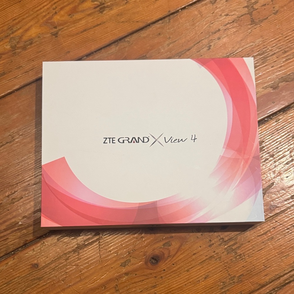 ZTE Grand X View 4 Tablet Box